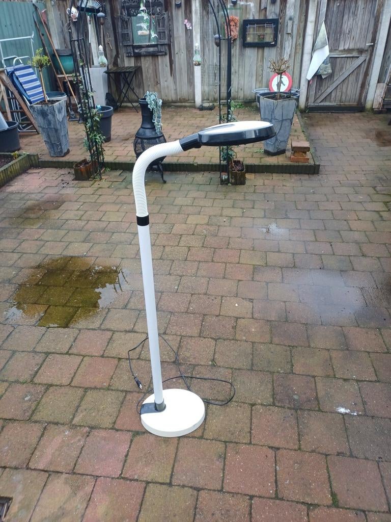 Vintage hala zeist vloerlamp kleur wit/ crème / zwart, Ophalen of Verzenden, Zo goed als nieuw