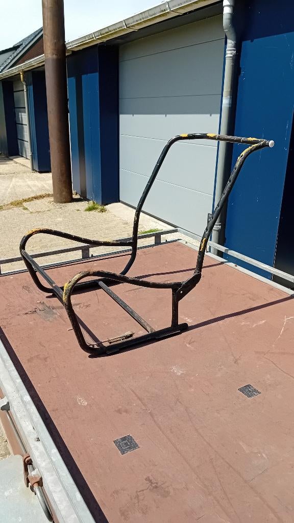 Voorstoelframe rechts en achterbankframe Citroën 2cv, Dyane, Auto-onderdelen, Ophalen, Gebruikt, Citroën