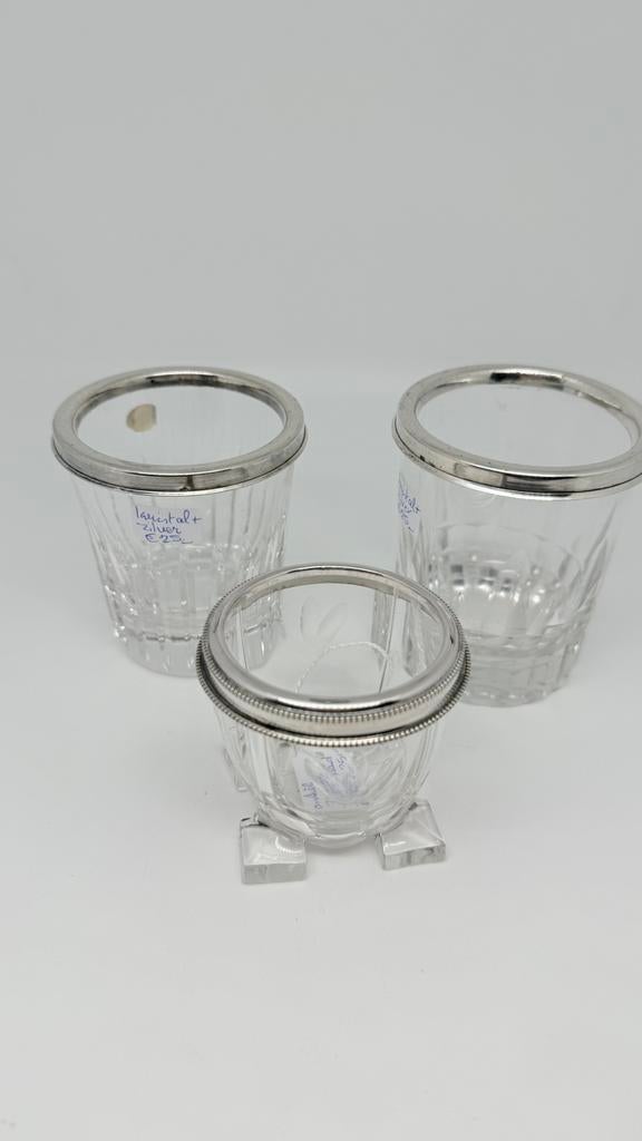 2 kristallen lepelvaasjes en lekbakje met écht zilveren rand, Antiek en Kunst, Antiek | Goud en Zilver, Verzenden, Zilver