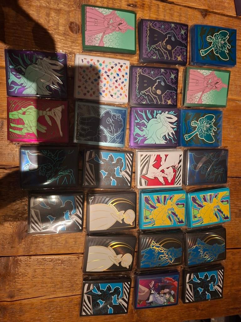 25 sleeves pakjes pokemon, Ophalen, Nieuw, Sleeves of Kaarthoesjes