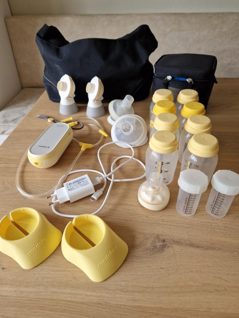 Medela Freestyle Flex Elektrische Borstkolf, Kinderen en Baby's, Babyvoeding en Toebehoren, Ophalen, Gebruikt, Borstkolf