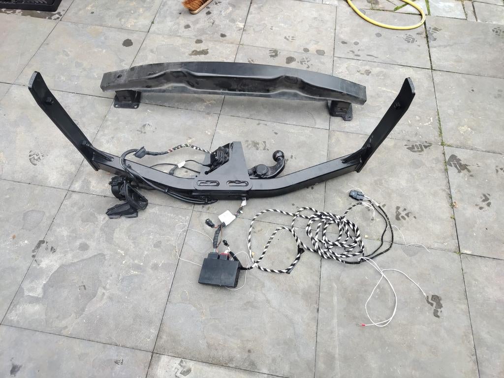 Wegklapbare trekhaak Tiguan, Auto-onderdelen, Ophalen of Verzenden