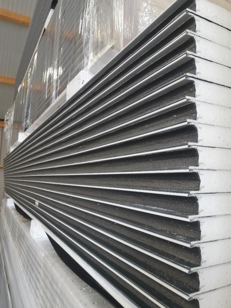 goedkoop bouwen met sandwichpanelen. antraciet en wit !, Overige materialen, Sandwichpaneel, 20 tot 50 mm, Ophalen of Verzenden