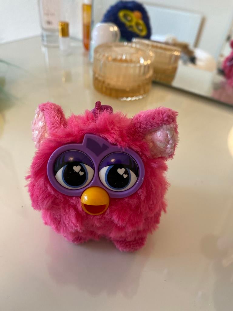 Originele Furby sleutelhanger roze - Zo goed als nieuw, Ophalen of Verzenden, Zo goed als nieuw, Overige typen