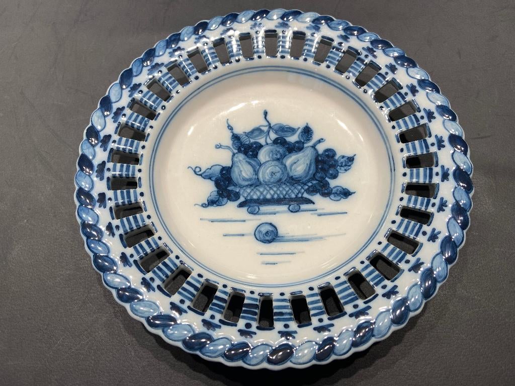 Royal Makkum Plate "Ajour" Blue Model 2, Ophalen of Verzenden