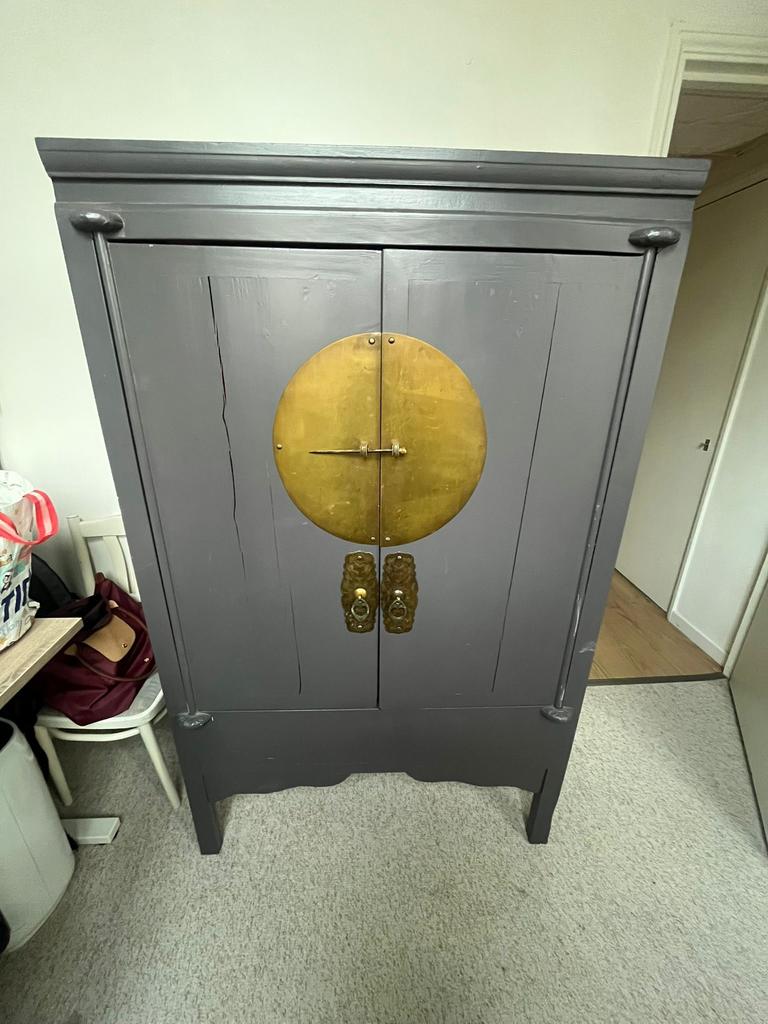 Chinese kast, Ophalen