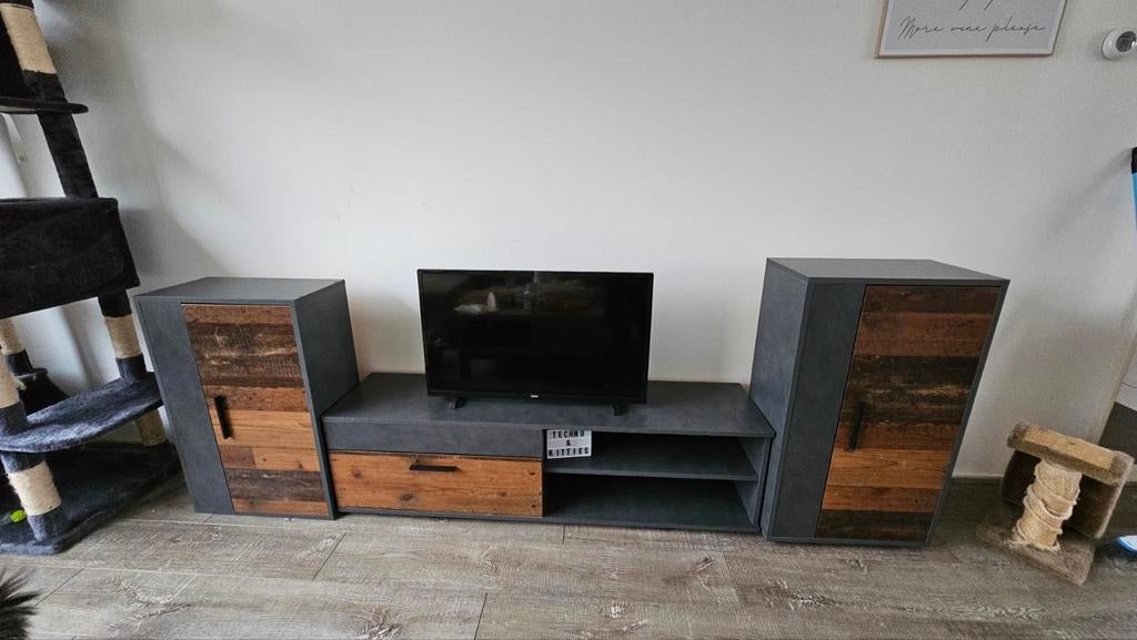 Meubella TV Wandmeubel Bellini red old wood-grijs complete s, Huis en Inrichting, Kasten | Televisiemeubels, Ophalen, Gebruikt