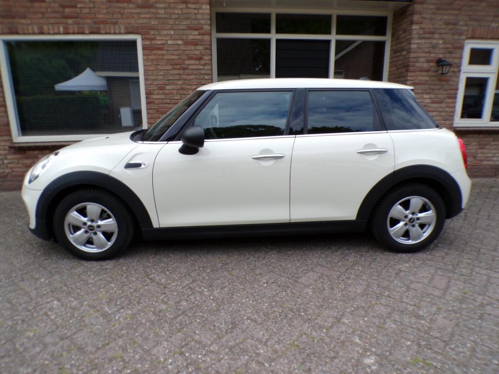 Mini Mini 1.2 One Half Leder / Clima / Navi, Gebruikt, 102 pk, Bedrijf, Handgeschakeld