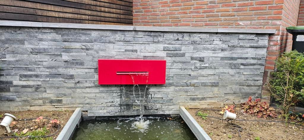 Modern Rood Waterornament voor Tuin of Vijver, Ophalen, Nieuw, Rvs, Waterornament
