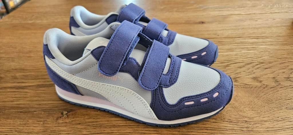 Puma sneakers maat 34 - Nieuw en ongebruikt, Ophalen of Verzenden, Nieuw, Puma, Schoenen