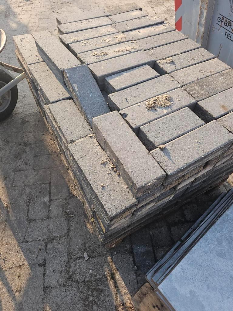 200 Longstone betonklinkers, 7cm dik, ca. 5 m2, Gebruikt, Klinkers, Beton, 5 tot 10 m²