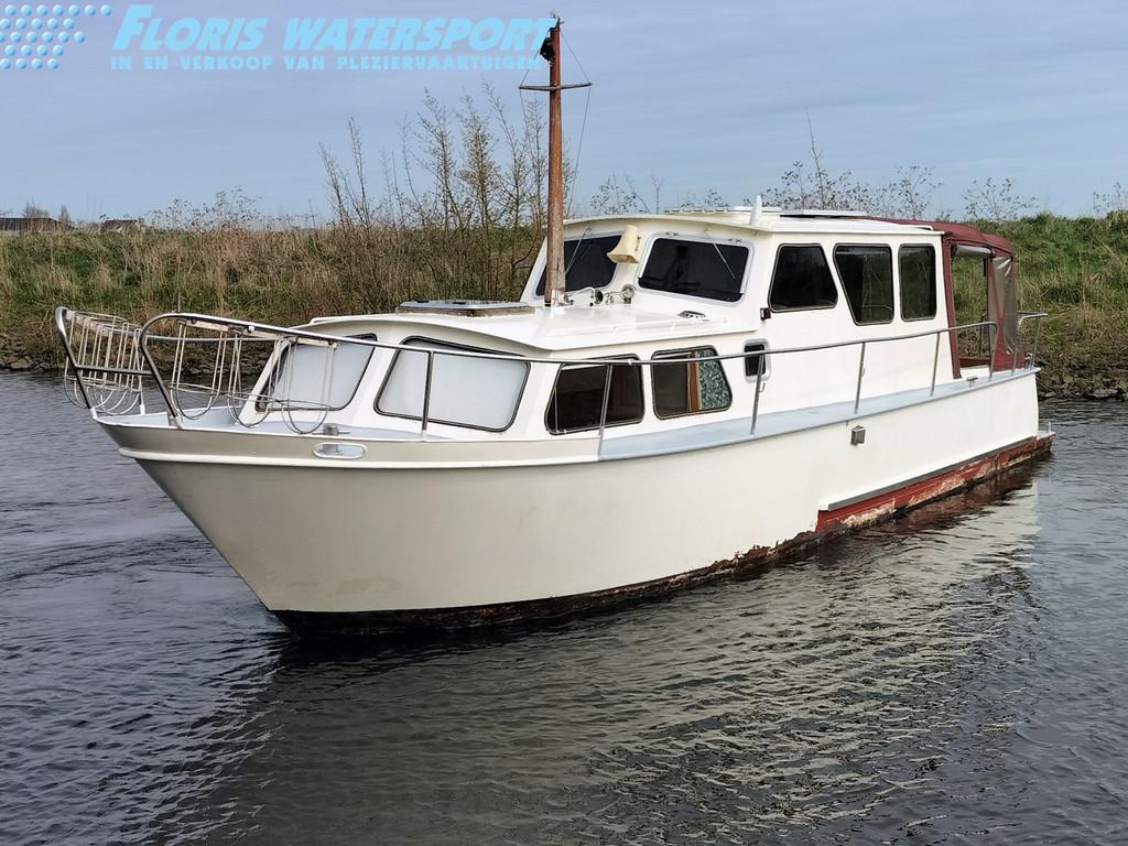 Mebokruiser 960 (bj 1984), Watersport en Boten, Motorboten en Motorjachten, Gebruikt, 9 tot 12 meter, Overige brandstoffen, 50 pk of meer