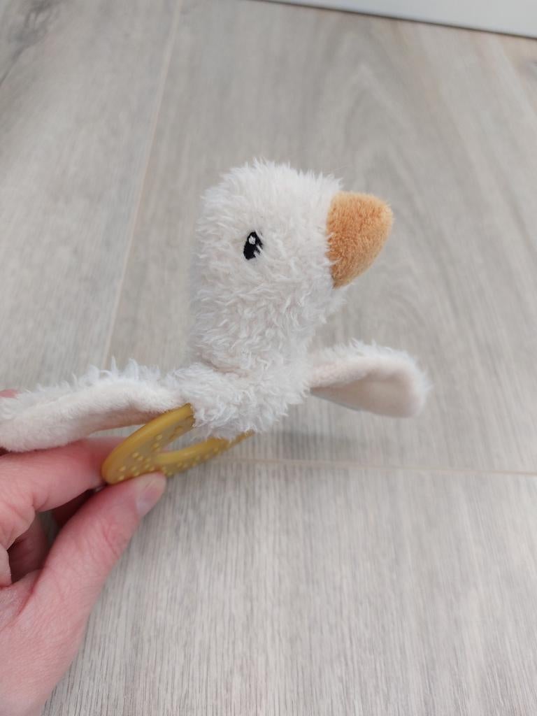 Knuffel rammelaar little dutch gans goose oie L1004, Ophalen of Verzenden, Zo goed als nieuw