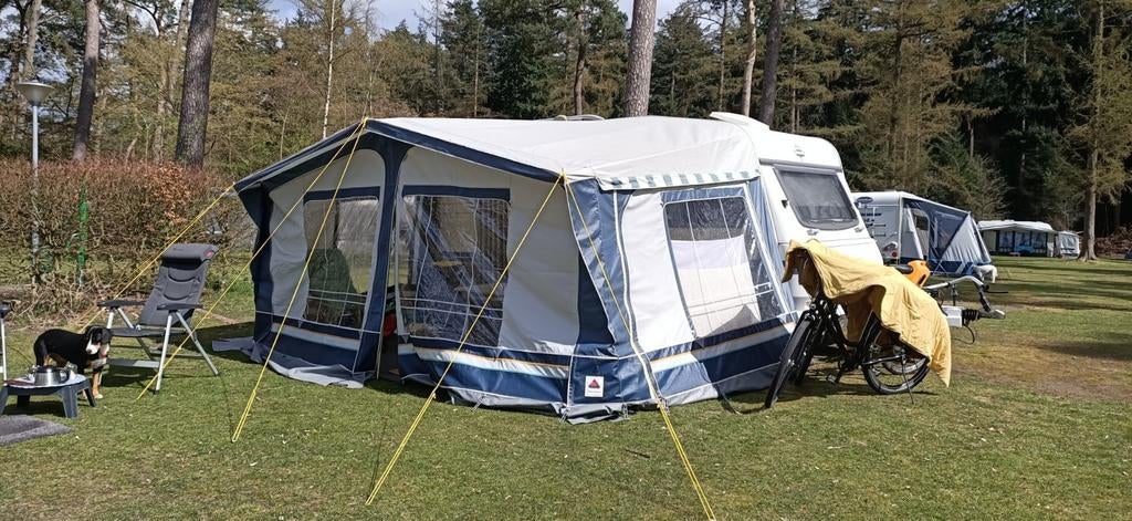 Voortent Dorema omloop 875 met uitbouw voor Hobby de Luxe, Caravans en Kamperen, Voortenten en Luifels, Ophalen of Verzenden