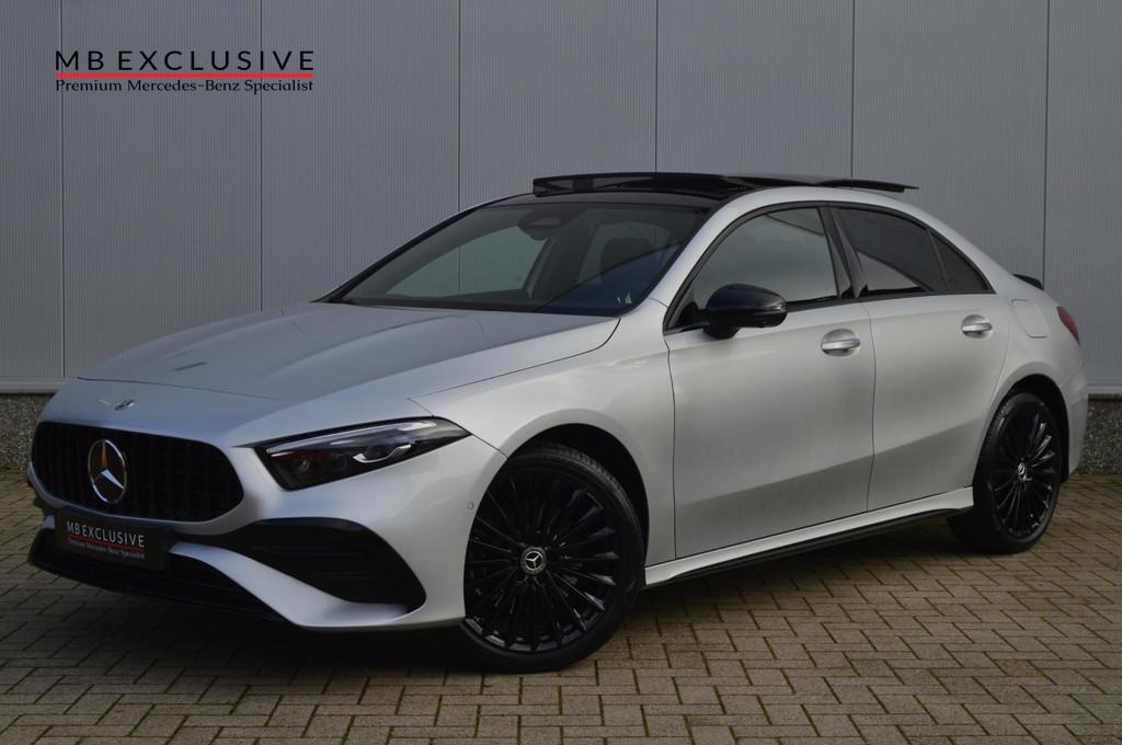 Mercedes-Benz A-klasse 250e Limo AMG Night Star Edition Face, Gebruikt, Zwart, 4 cilinders, Bedrijf