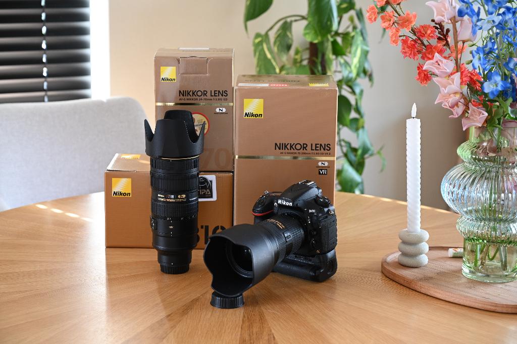 Nikon D810 + grip en 2 professionele lenzen, Audio, Tv en Foto, Fotocamera's Digitaal, Gebruikt, Spiegelreflex, Ophalen of Verzenden