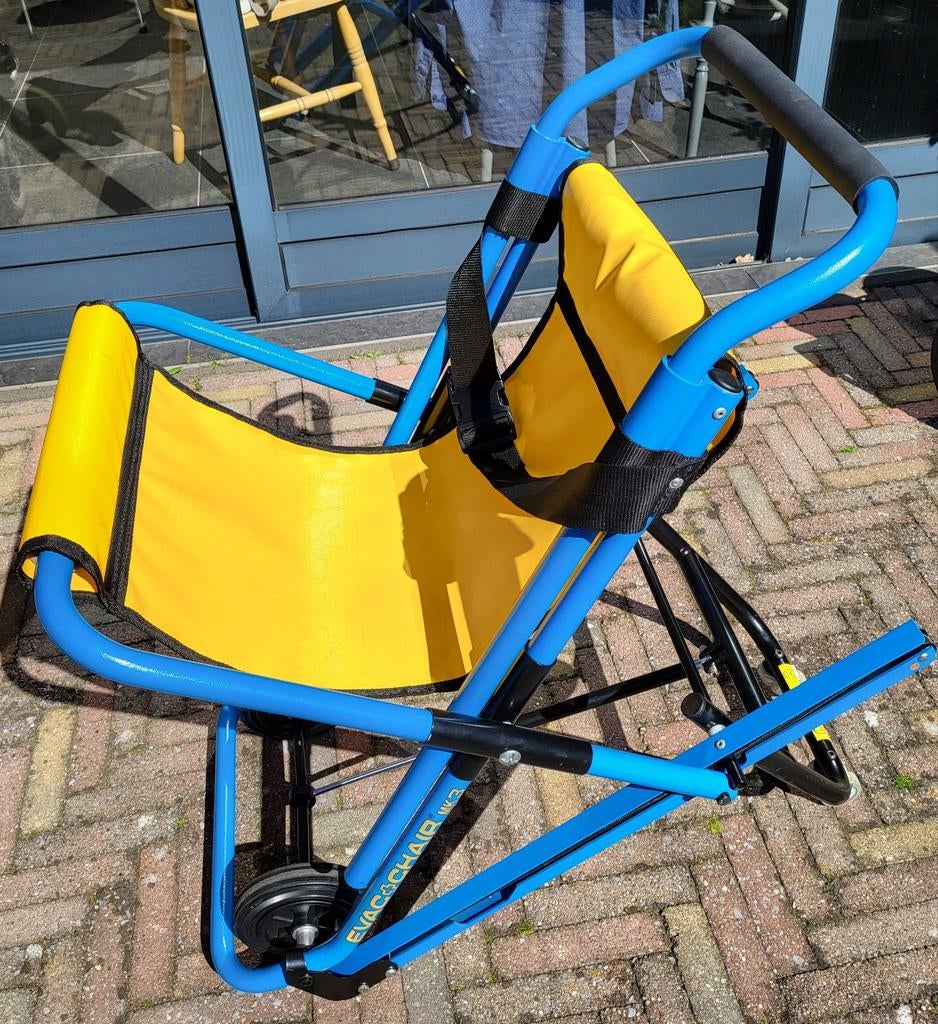 Evac chair, Ophalen, Zo goed als nieuw