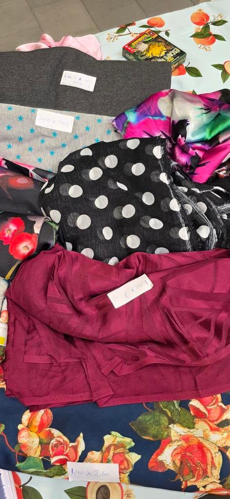 Partij stoffen. Ivm stoppen hobby, Ophalen, Overige materialen, 120 cm of meer, Nieuw