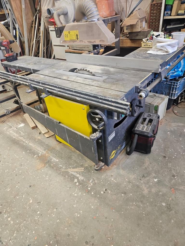 TE KOOP Harwi 130 cirkelzaag met zij  roltafel, Ophalen