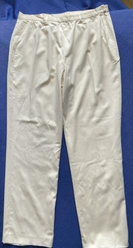 Escada pantalon maat 42 [DM], Kleding | Dames, Beige, Maat 42/44 (L), Ophalen of Verzenden, Zo goed als nieuw