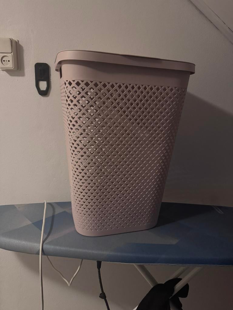 curver wasmand, Ophalen, Zo goed als nieuw, Roze