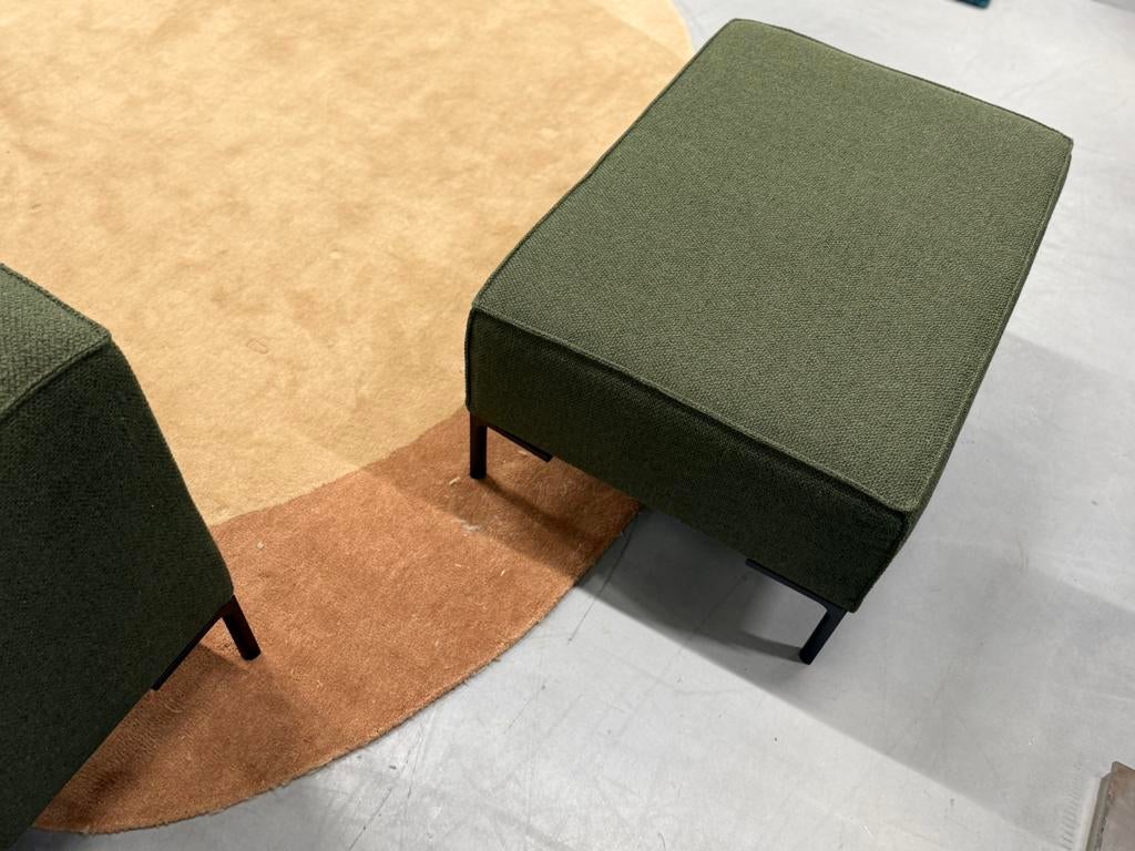 Nieuw Design on Stock Bloq Voetenbank groen stof Design Poef, Ophalen of Verzenden, Stof, Eyye, Rechthoekig