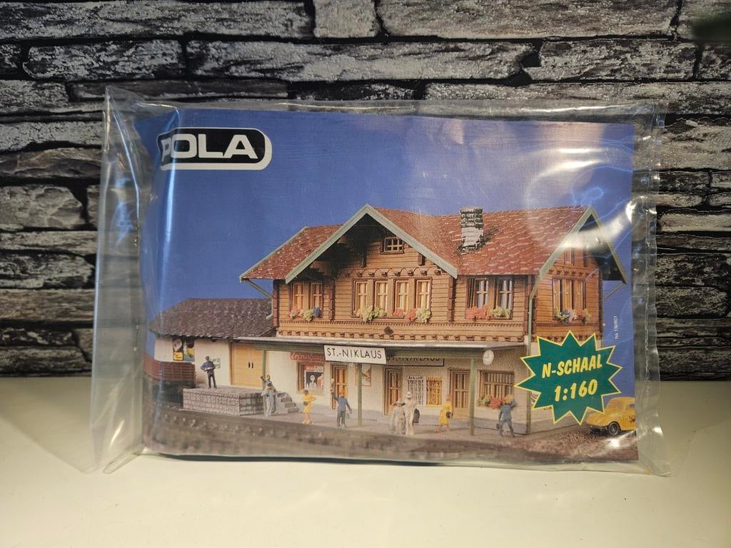 Station stationsgebouw St Niklaus N spoor trein 1:160, Overige merken, Gelijkstroom of Wisselstroom, Brug, Tunnel of Gebouw, Nieuw