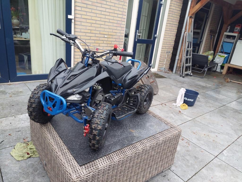 Een mooie 49cc kinderquad, Gebruikt, Overige typen, 49 cc, Ophalen