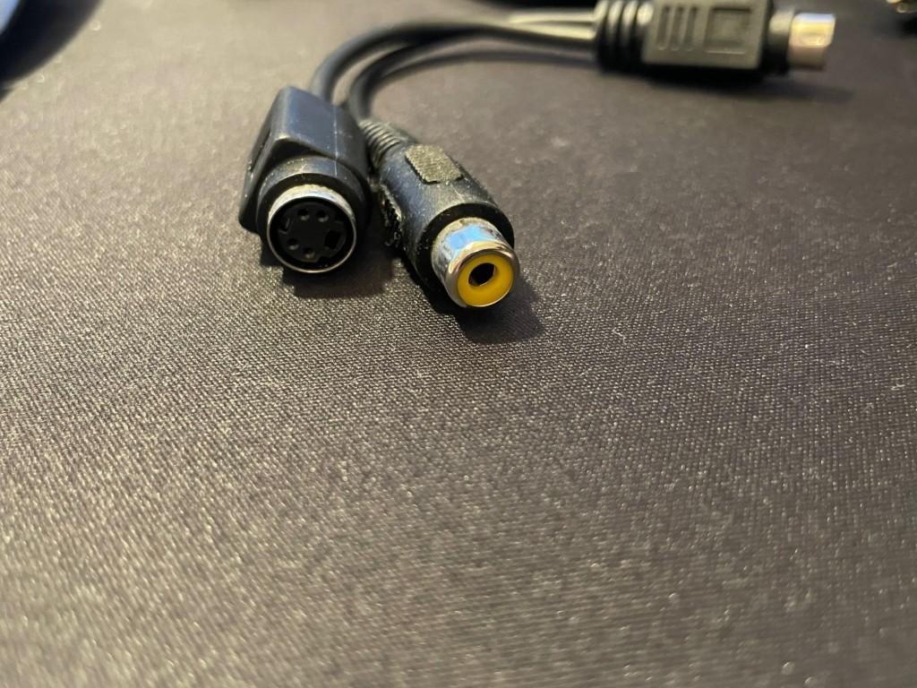 Nr.180: Audio / video kabel, S-Video, RCA tulp, Ophalen of Verzenden, Zo goed als nieuw, Minder dan 2 meter, Overige kabels