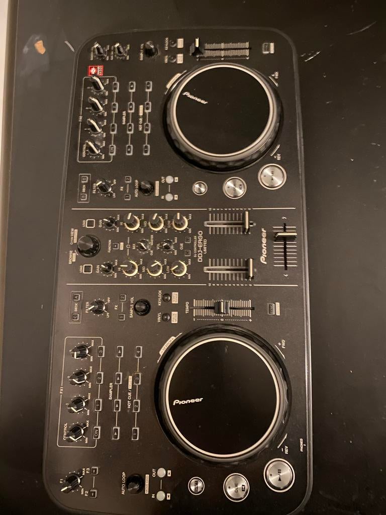 Pioneer DDJ-ERGO Limited Edition DJ Controller, Ophalen of Verzenden, Gebruikt, Dj-set, Pioneer