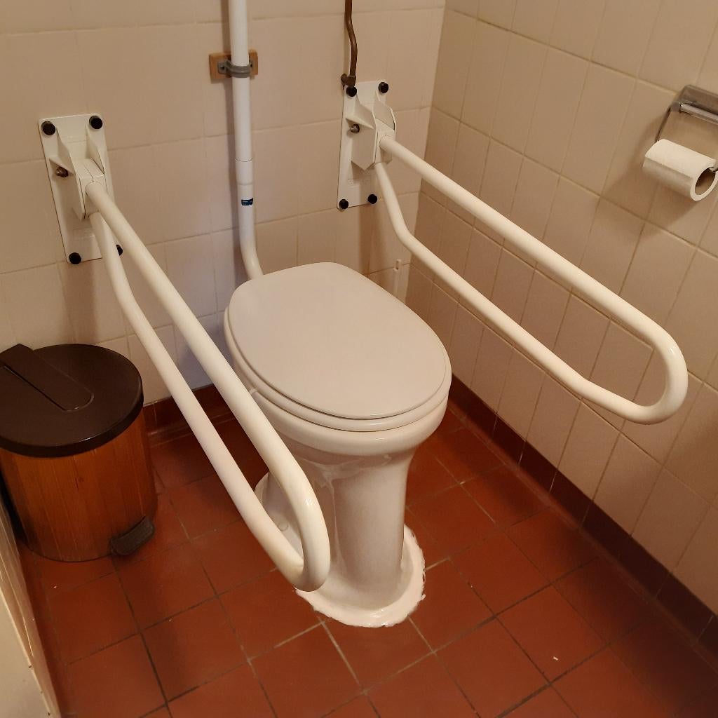 LINIDO opklapbare toilet wc beugels 2 stuks, Diversen, Ophalen, Zo goed als nieuw