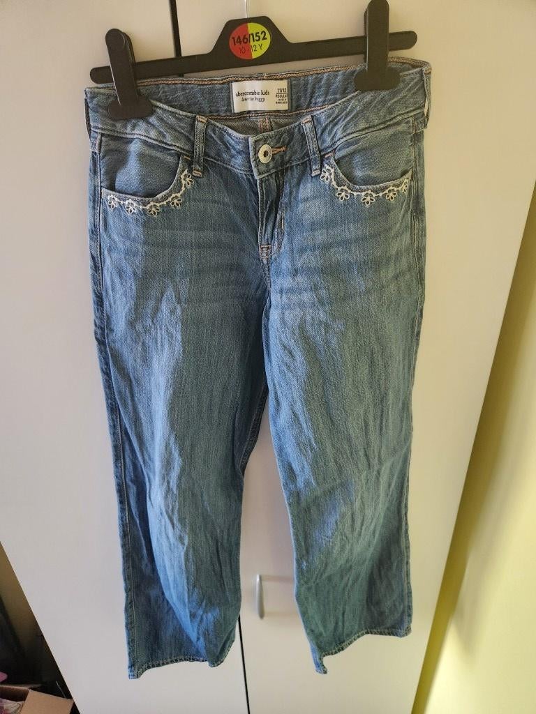 Spijkerbroek, maat 11/12, merk Abercrombie kids, Kinderen en Baby's, Kinderkleding | Maat 152, Broek, Meisje, Abercrombie & Fitch