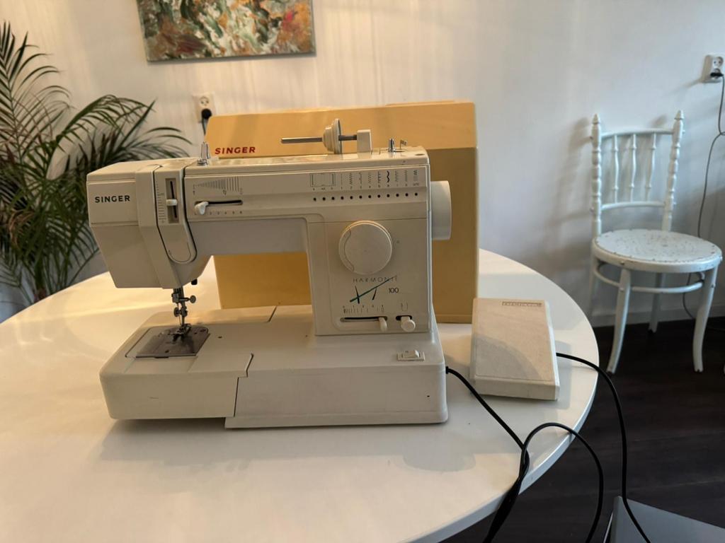Singer Harmony 100 naaimachine, Ophalen, Gebruikt, Naaimachine, Singer