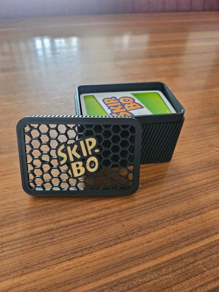 3D geprint opbergbakje voor Skip-Bo kaarten., Hobby en Vrije tijd, Gezelschapsspellen | Overige, Ophalen of Verzenden, Nieuw