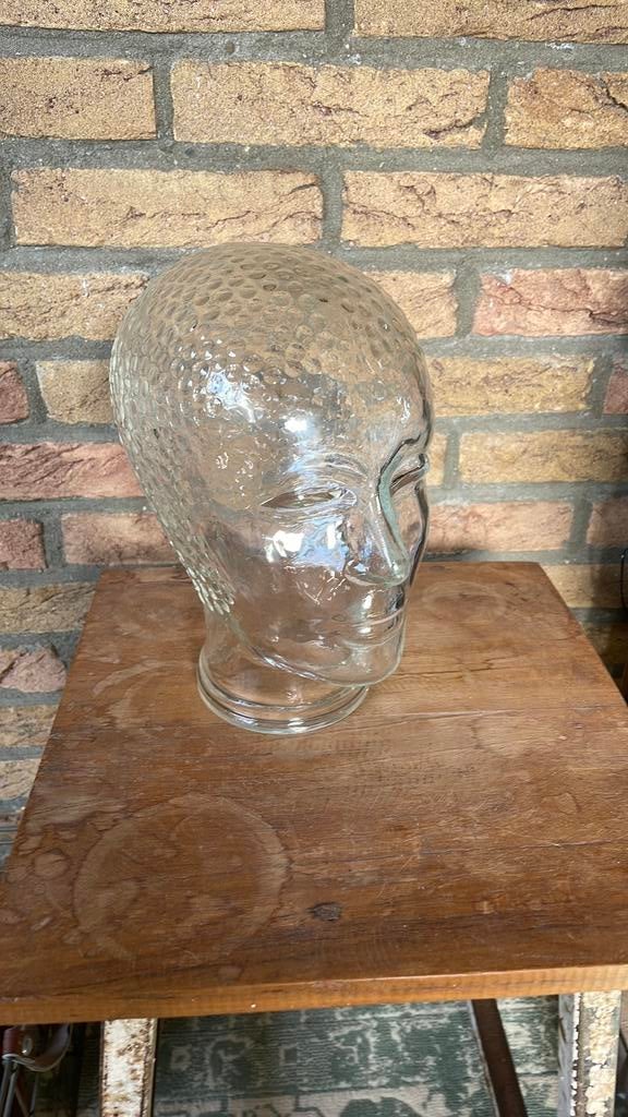 Vintage jaren 70 glazen mannequin hoofd in  prima staat., Ophalen of Verzenden, Gebruikt