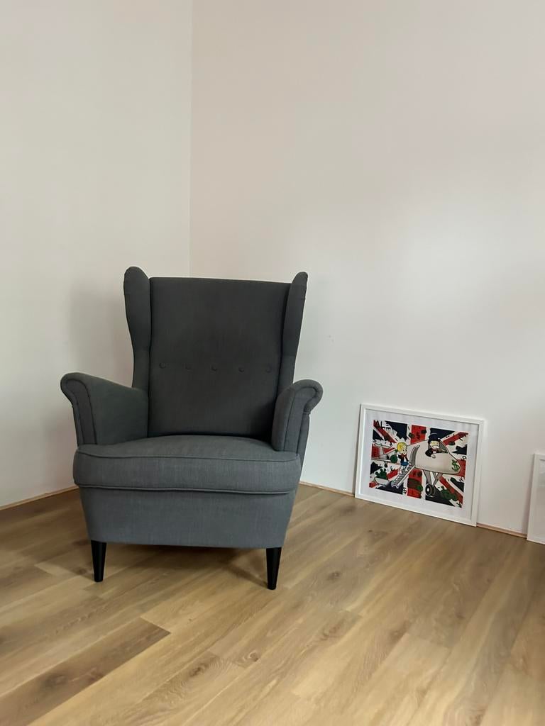 STRANDMON Fauteuil en voetenbank, Nordvalla donkergrijs, Huis en Inrichting, Ophalen of Verzenden, Zo goed als nieuw, 75 tot 100 cm