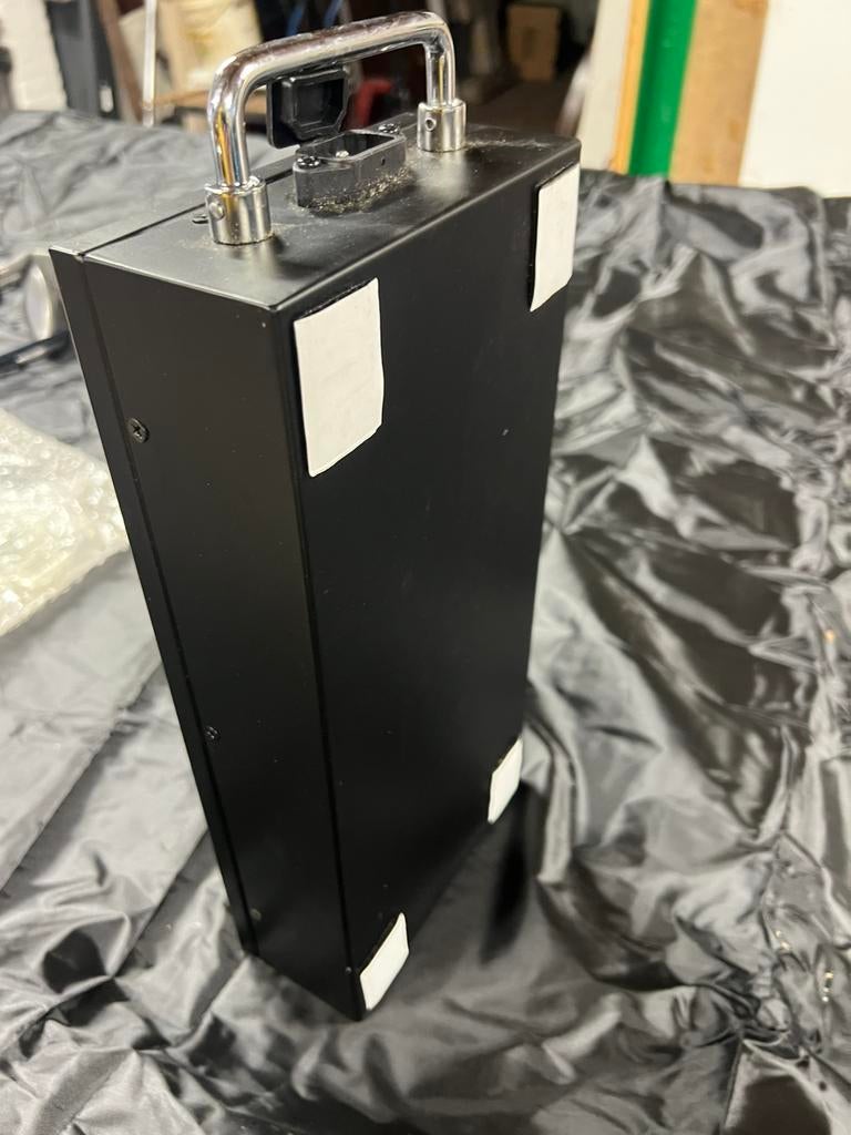 Lithium accu + lader., Ophalen of Verzenden, Nieuw