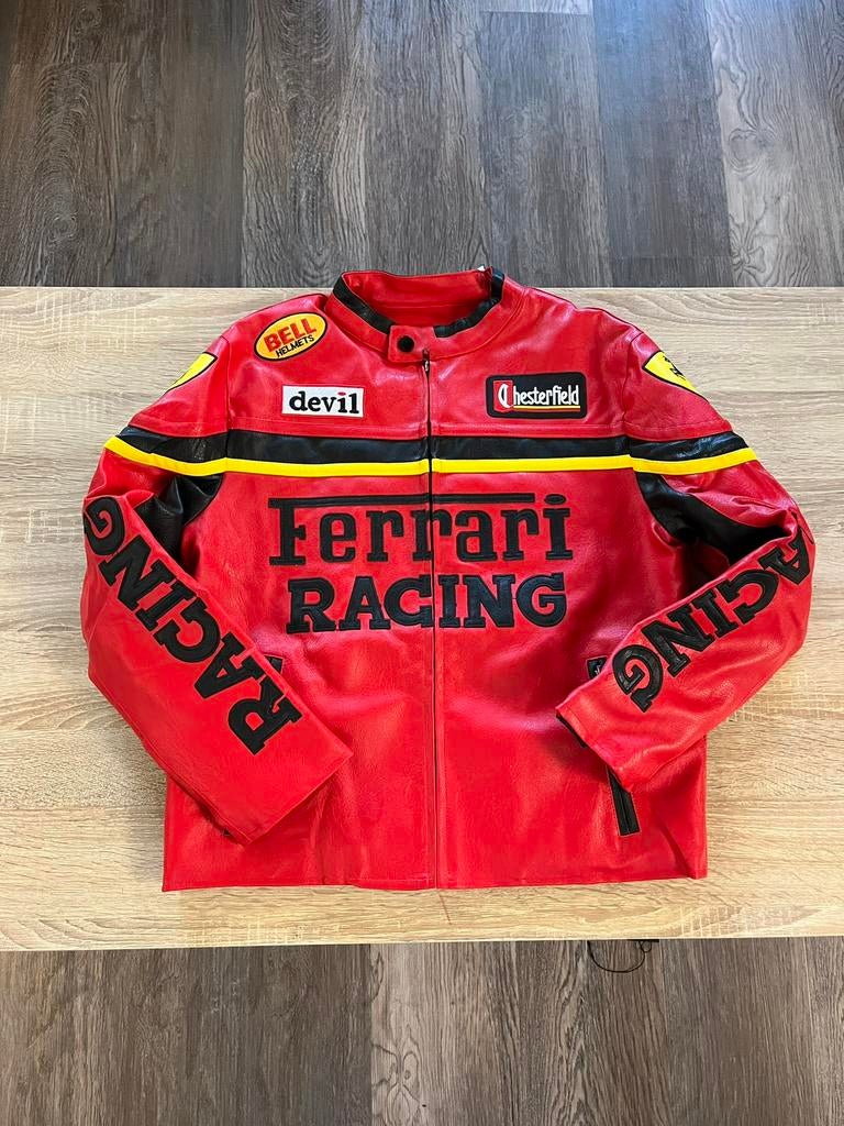 Enzo Ferrari Racing jas (maat M) – leder look F1, Ophalen of Verzenden, Zo goed als nieuw, Maat 48/50 (M), Rood