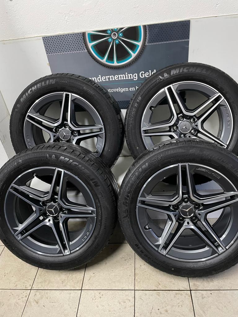 Mercedes GLC-klasse 19 inch amg velgen zomerbanden, Gebruikt, ., Banden en Velgen, 235 mm