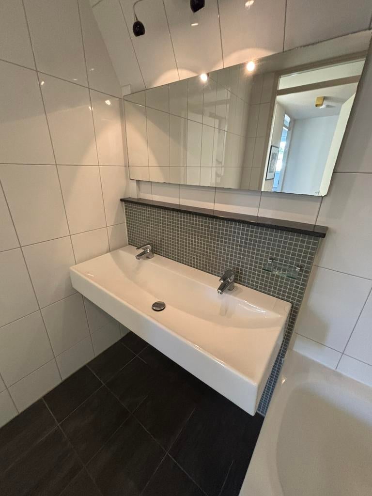 Wastafel en Grohe  kranen extra voor bad en douche, Gebruikt, 100 tot 150 cm, Ophalen of Verzenden, Minder dan 100 cm