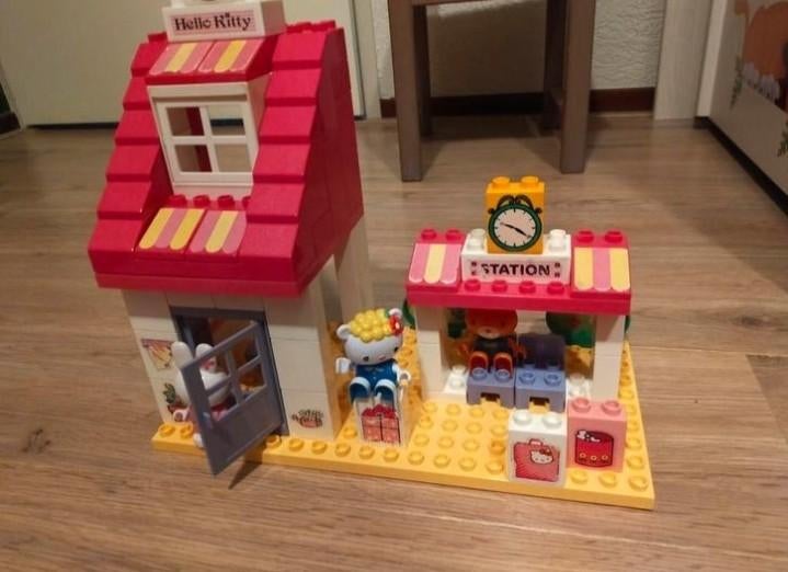 Grote set bouwblokken, Hello Kitty., Ophalen, Gebruikt, Duplo