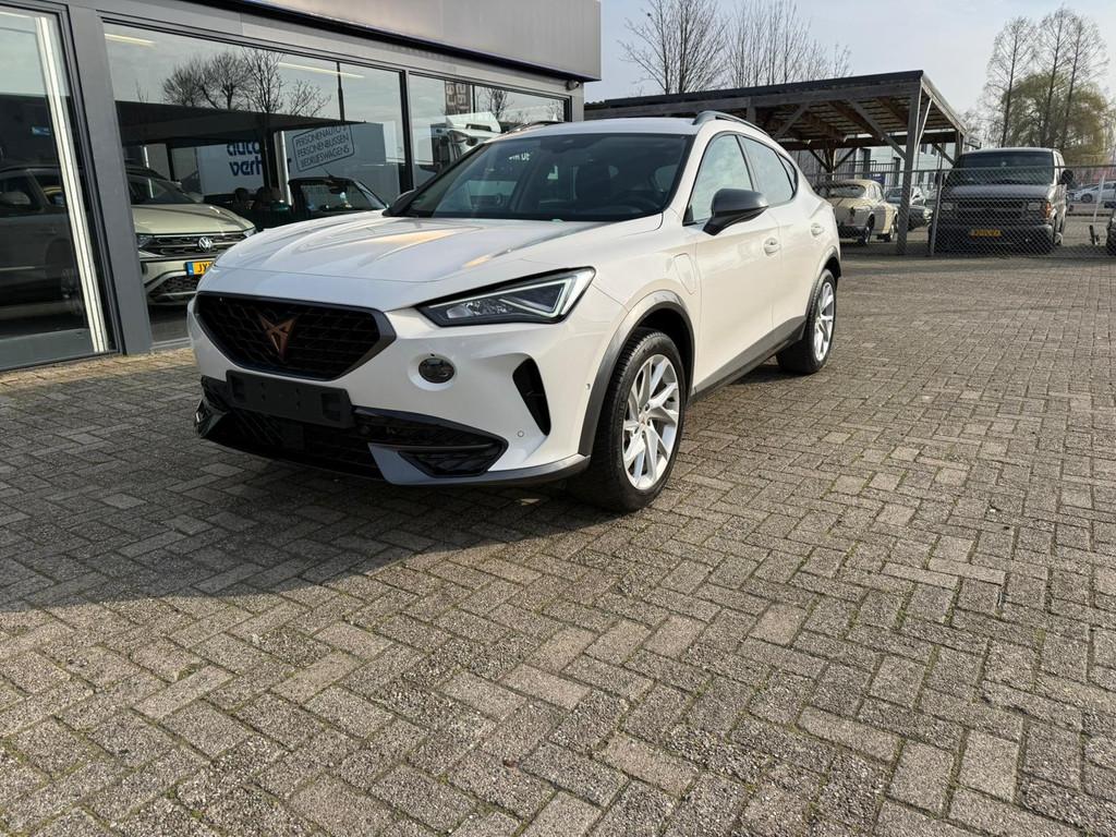 CUPRA Formentor 1.4 e-Hybrid Business CUPRA Formentor 1.4 eH, Auto's, Automaat, Gebruikt, Euro 6, 4 cilinders