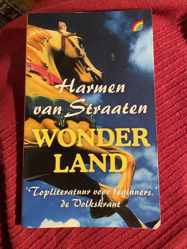 Harmen van straaten/ wonderland rainbow pocket, Boeken, Ophalen of Verzenden, Zo goed als nieuw