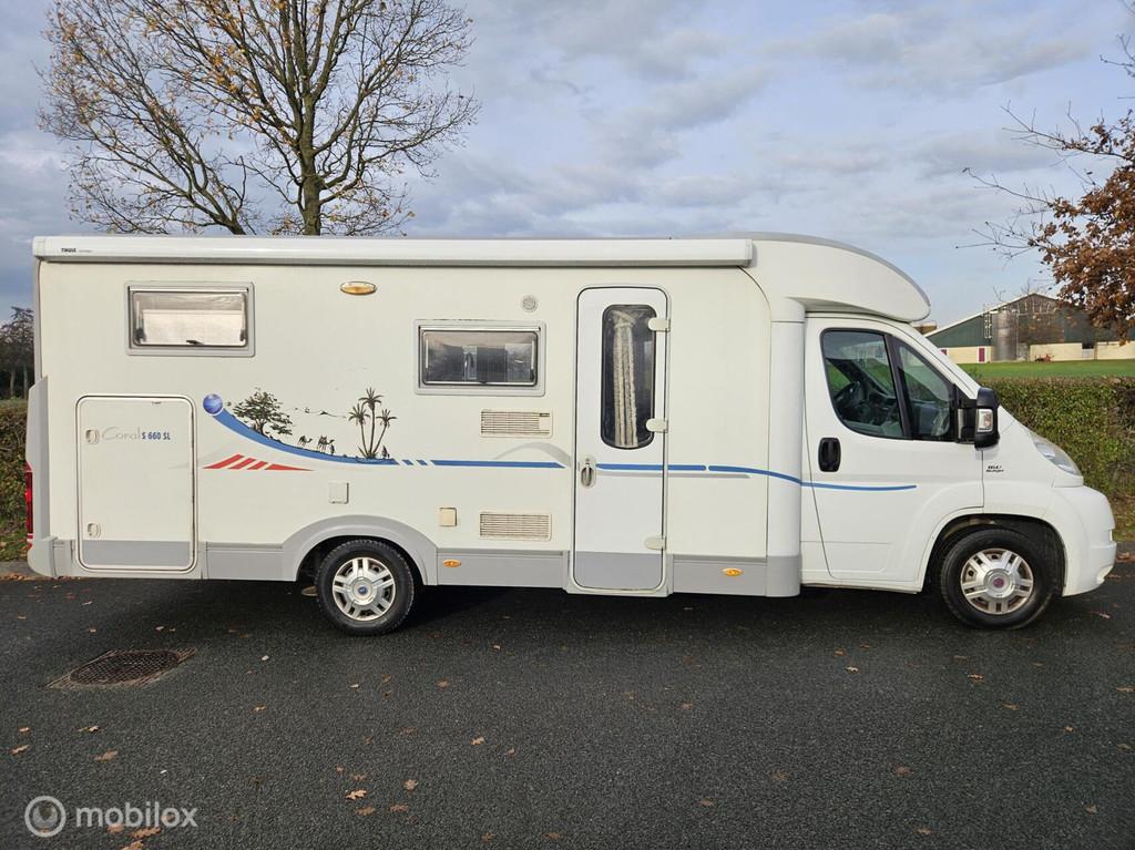 Adria mobil Coral 660 3.0 Multijet 158 pk, E&P levelsysteem, 7 tot 8 meter, Bedrijf, Adria, Half-integraal