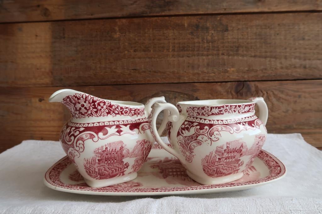 Royal Sphinx Cambridge rood P Regout Maastricht roomstel 3 d, Ophalen of Verzenden