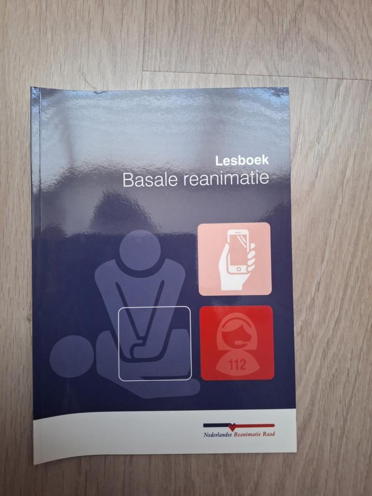 Lesboek. Basale reanimatie boek, Ophalen of Verzenden, Beta