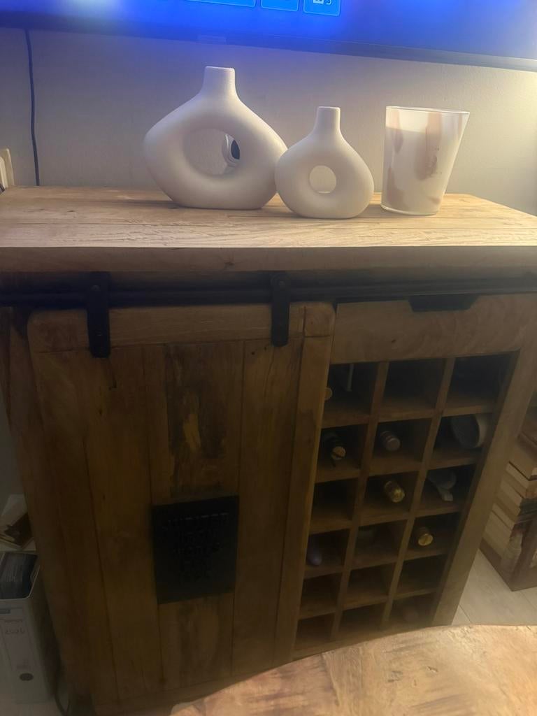 Mooie mango kast, Huis en Inrichting, Kasten | Overige, Ophalen of Verzenden, Zo goed als nieuw