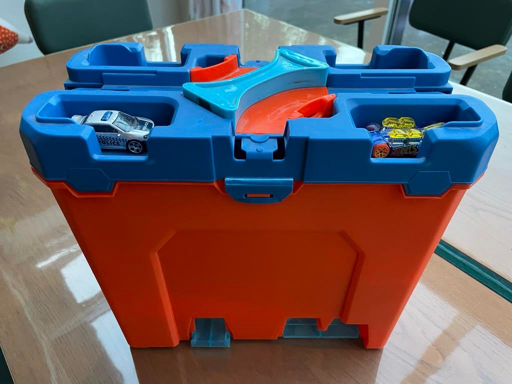 Hot Wheels racebaan met opbergbox, Kinderen en Baby's, Speelgoed | Racebanen, Ophalen, Zelf te bouwen, Hot Wheels, Handmatig
