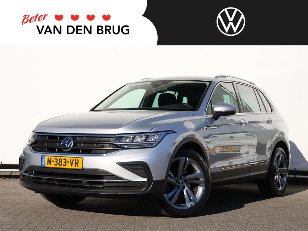 Volkswagen Tiguan 1.5 TSI Life Business 130 pk | Trekhaak |, Auto's, Volkswagen, Bedrijf, Te koop, Tiguan, ABS, Achteruitrijcamera