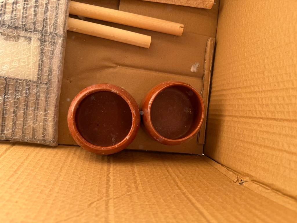 4 voerbakjes gebruikt bieden, Dieren en Toebehoren, Ophalen, Zo goed als nieuw, Eten en Drinken